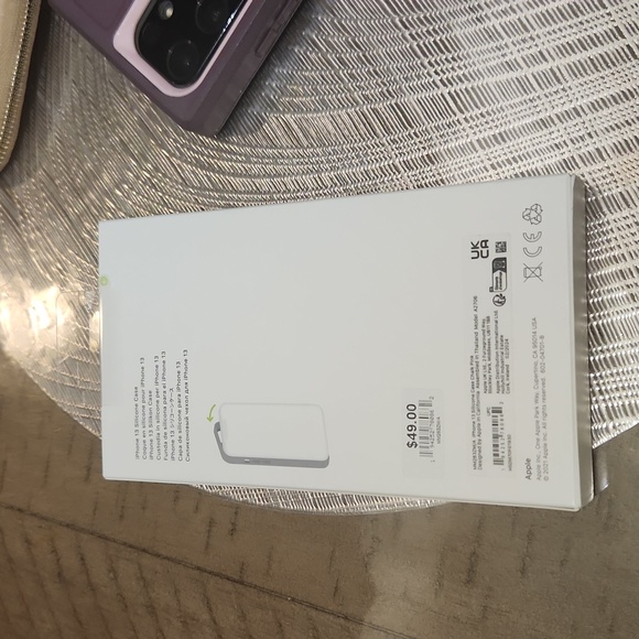 IPhone 13 silicon case. Light pink - Picture 2 of 2